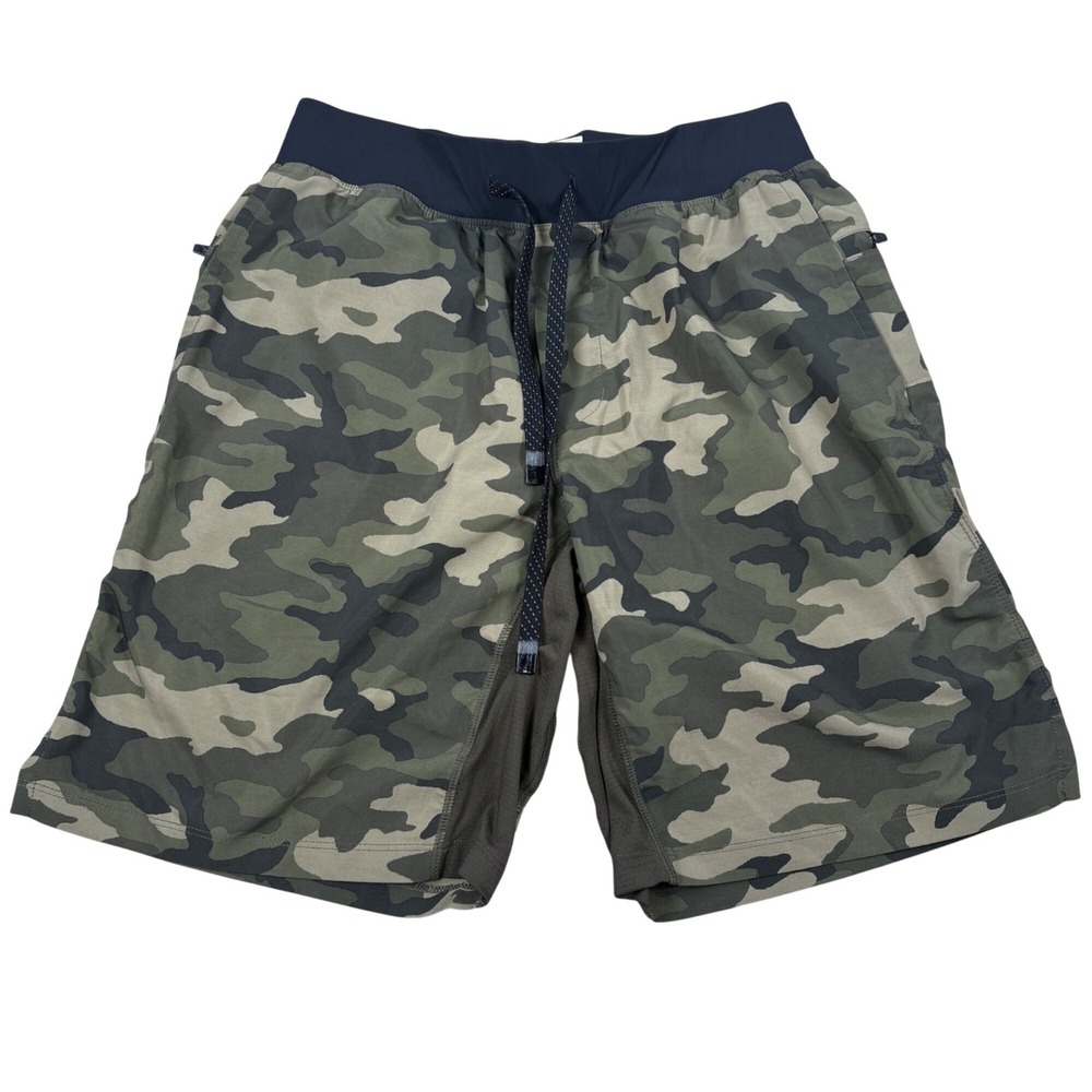 Fabletics Athletic Shorts Mens Small Green Camo Athletic Sporty Streetwear